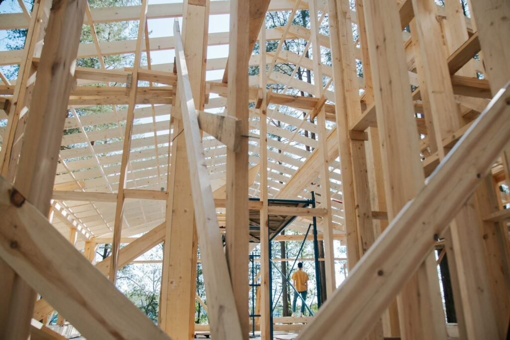 Structure de charpente — photographie d’illustration
